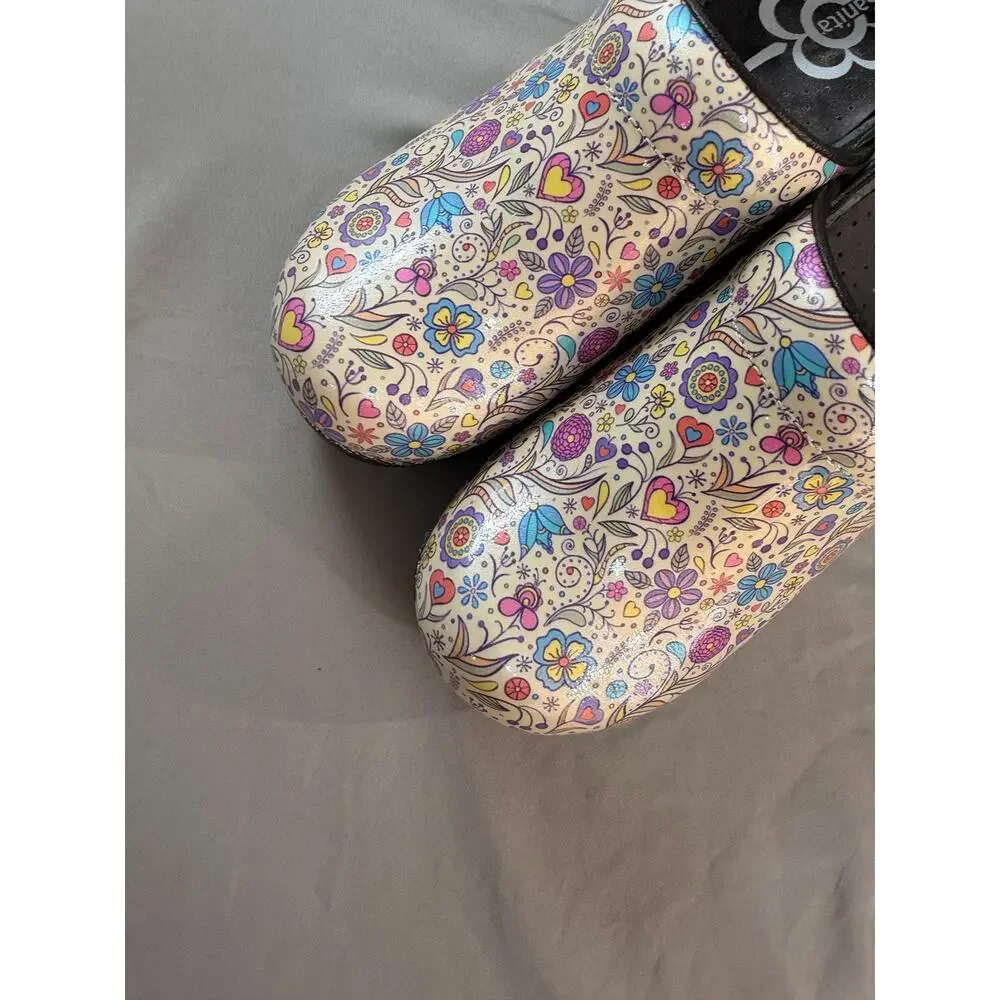 Sanita Floral Patent Leather Clogs women's size 39 - Picture 2 of 8